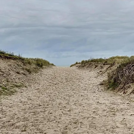 On Near Town Center Apartment Oostduinkerke