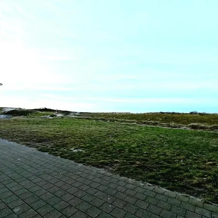 Apartment On Near Town Center