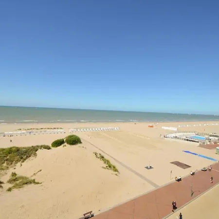 Apartment On Near Town Center Oostduinkerke