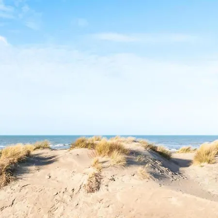 On Near Town Center Oostduinkerke